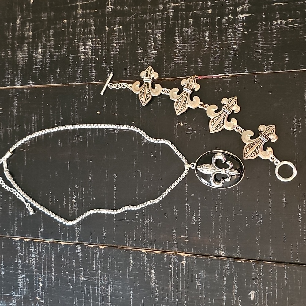 Silver Fleur De Lis Necklace and Bracelet Set
